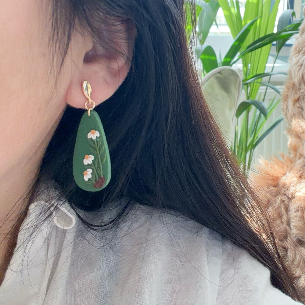 Wild Daisy Garden Earrings